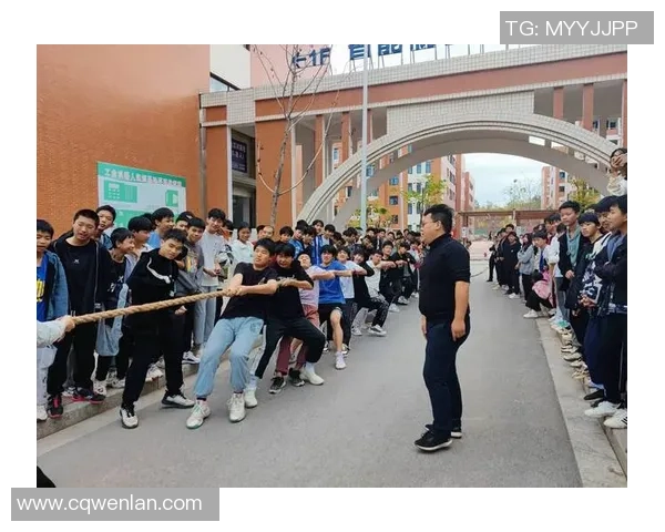 成都网球队携手奋进团队协作排名创新高展现团结力量